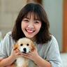 귀여운 강아지와 함께 웃고 있는 반려동물 주인