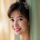 미래 신부의 만족스러운 표정